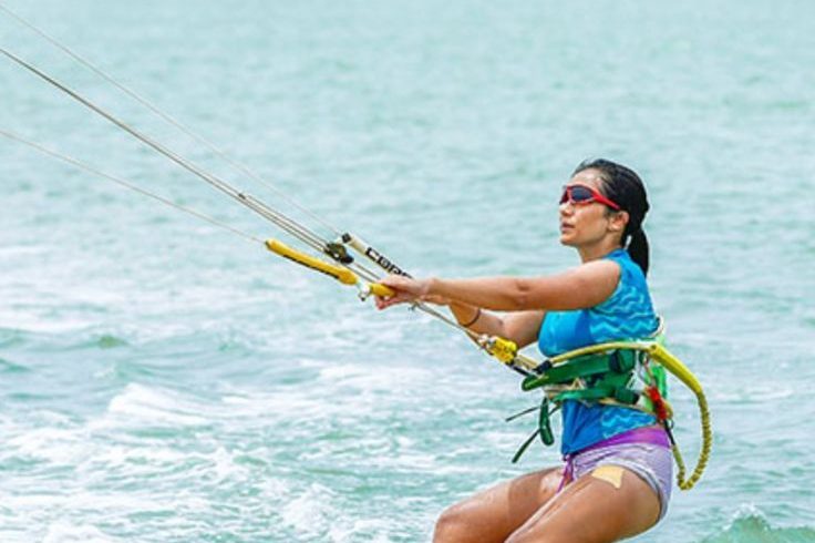 Destinations kite surfing kalpitiya
