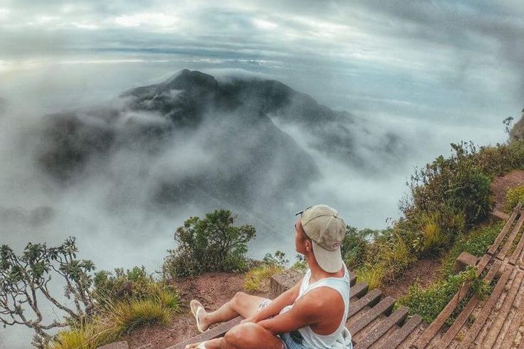 Destinations worlds end , horton plains, sri lankani