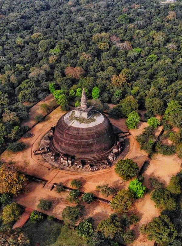 𝐏𝐨𝐥𝐨𝐧𝐧𝐚𝐫𝐮𝐰𝐚, 𝐂𝐞𝐧𝐭𝐫𝐚𝐥 𝐏𝐫𝐨𝐯𝐢𝐧𝐜𝐞